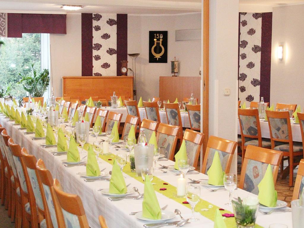 Landhotel Weinrich Naumburg  Εξωτερικό φωτογραφία
